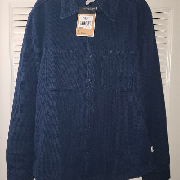The North Face Valley Twill Flannel Shirt  - Picture 4 of 4